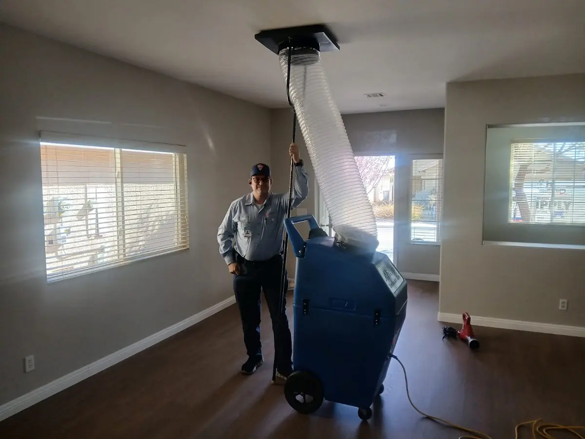 Professional Emergency HVAC Repair work inside a Fair Lakes home